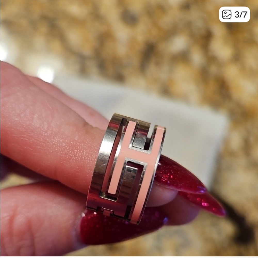 Hermès Silver and Pink Ring W/Dustbag - Picture 2 of 6